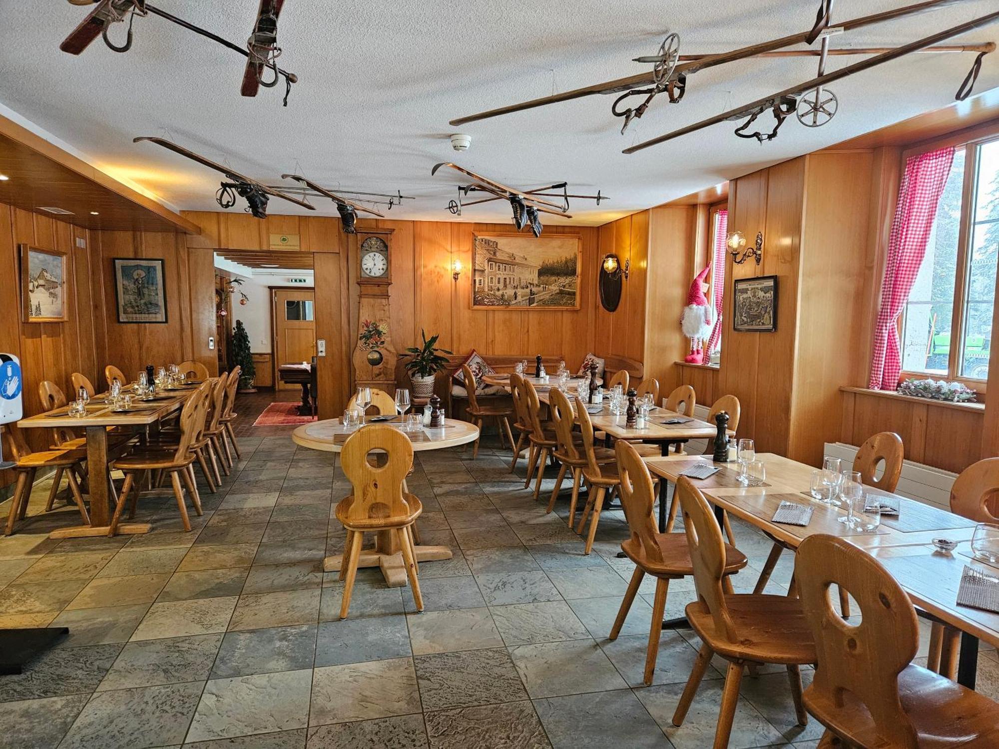 Hotel Restaurant Du Marchairuz Le Brassus Eksteriør billede